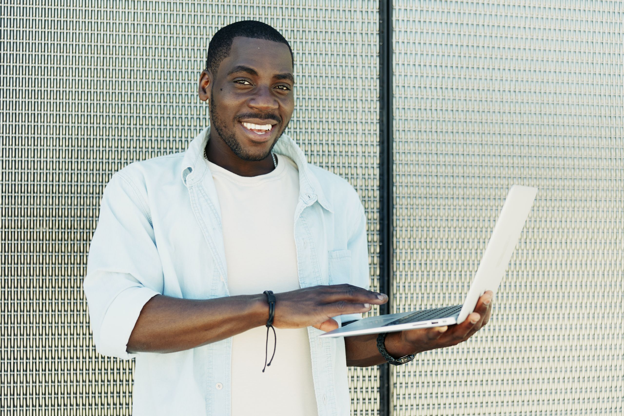 man technology african person guy laptop student b 2026 01 08 22 07 27 utc scaled